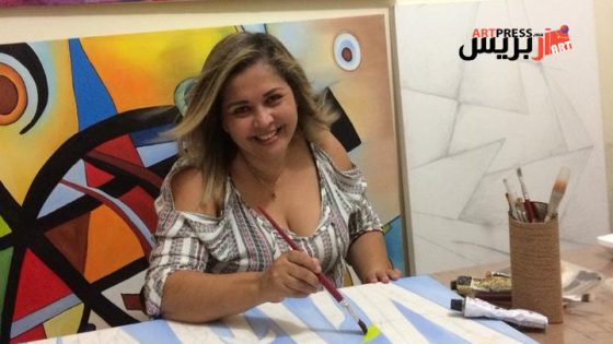 أعمال الفنانة البرازيلية دلما بريرا شظايا من ذكريات الطفولة ذات خطوط ثابتة ونغمات نابضة بالحياة
