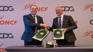 الرباط: صندوق الإيداع والتدبير والمكتب الوطني للسكك الحديدية يوقعان اتفاقية شراكة استراتيجية
