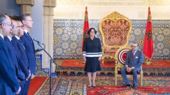 جلالة الملك يستقبل الأعضاء الجدد المعينين بالمجلس الأعلى للاتصال السمعي البصري