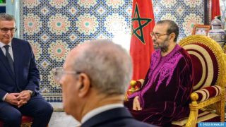 بلاغ من الديوان الملكي : جلالة الملك محمد السادس نصره الله يترأس جلسة عمل خُصصت لموضوع مُراجعة مدونة الأسرة