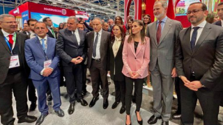 فيتور-2025.. الملك فيليبي السادس والملكة ليتيزيا يزوران الرواق المغربي