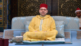 أمير المؤمنين يؤدي غدا الاثنين صلاة عيد الفطر المبارك بمسجد أهل فاس بالمشور السعيد بمدينة الرباط